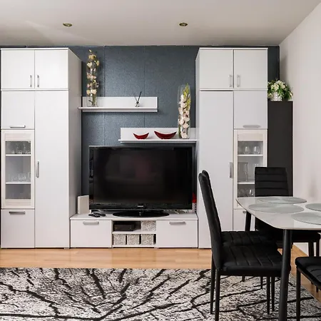 Apartamento Smocza 3 Homely By Bookinghost *